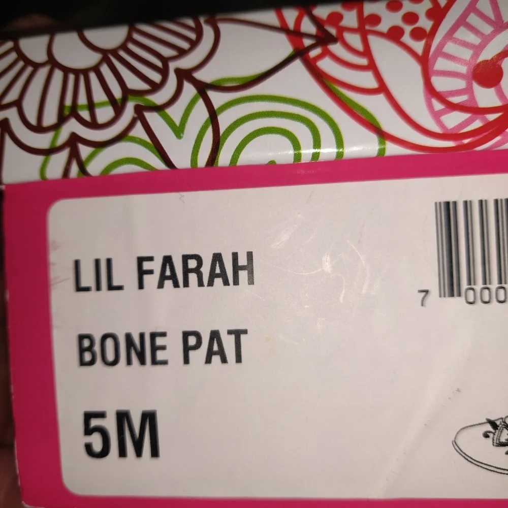 RACHEL SHOES LIL FARAH BONE PAT Size 5 Litle Girl